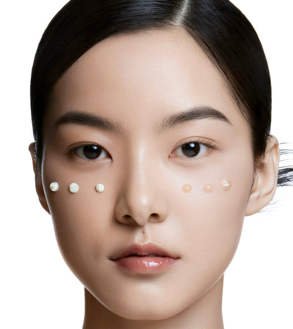 How to Safely Apply Retinol around the Eye Area - Grounded Body
